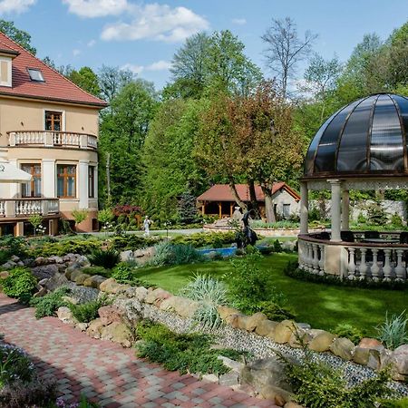 Palac Ogrodowa Tarnowskie Góry Exteriér fotografie