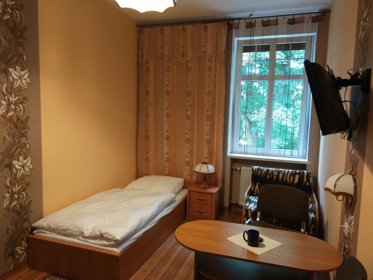 Palac Ogrodowa Tarnowskie Góry Exteriér fotografie